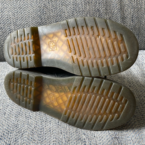 Dr. Martens The Original Bouncing Soles leather lace up boots Size: 6L/5M - Picture 14 of 16